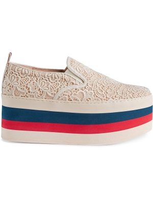 Lace platform sneaker
