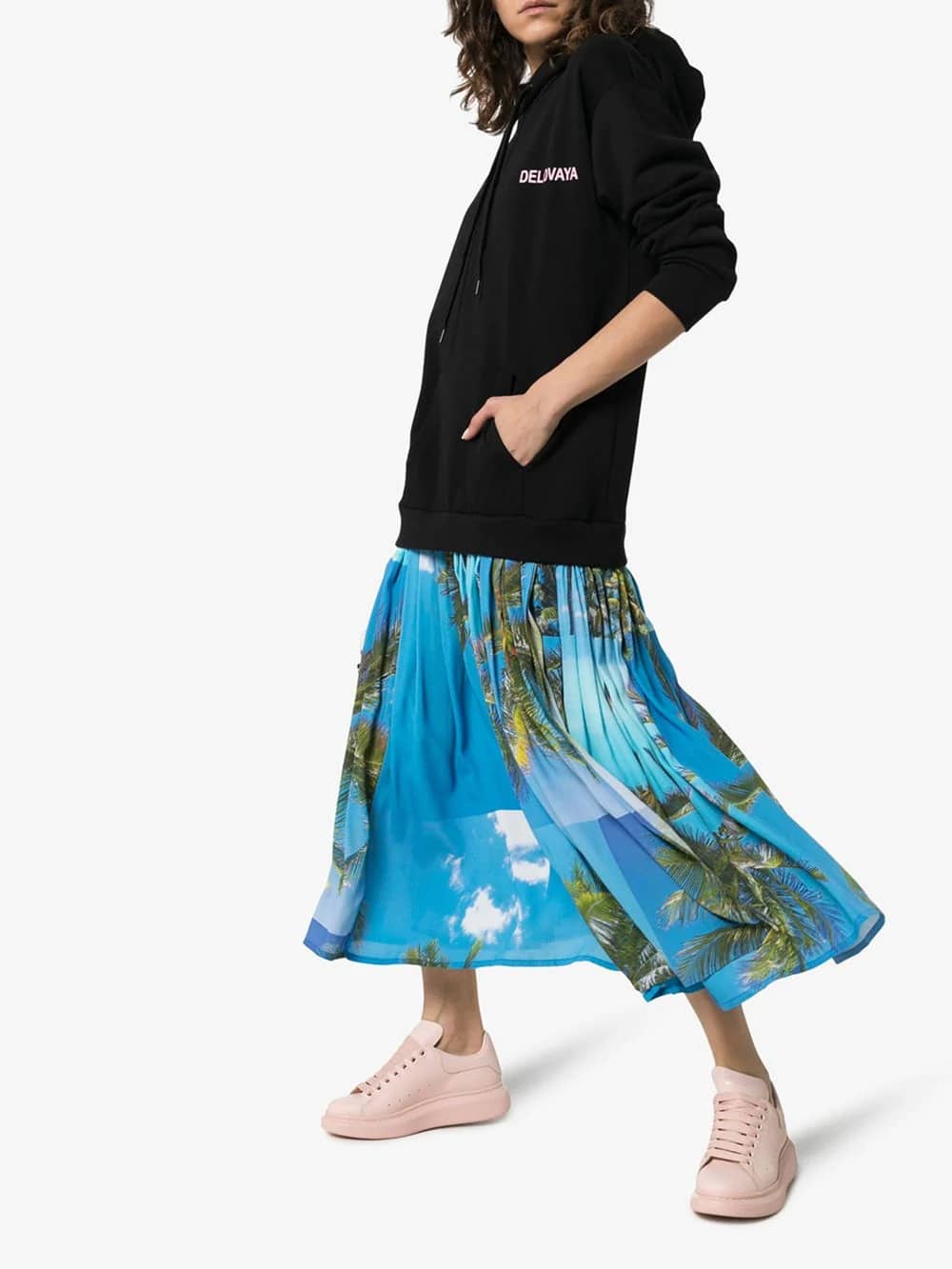 ALEXANDER MCQUEEN chunky low-top sneakers