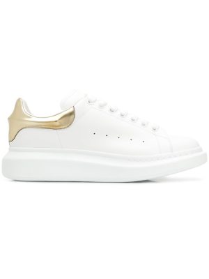 classic low-top sneakers