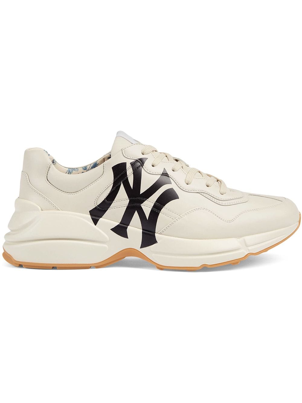 Men's Rhyton sneaker with NY Yankees™ print