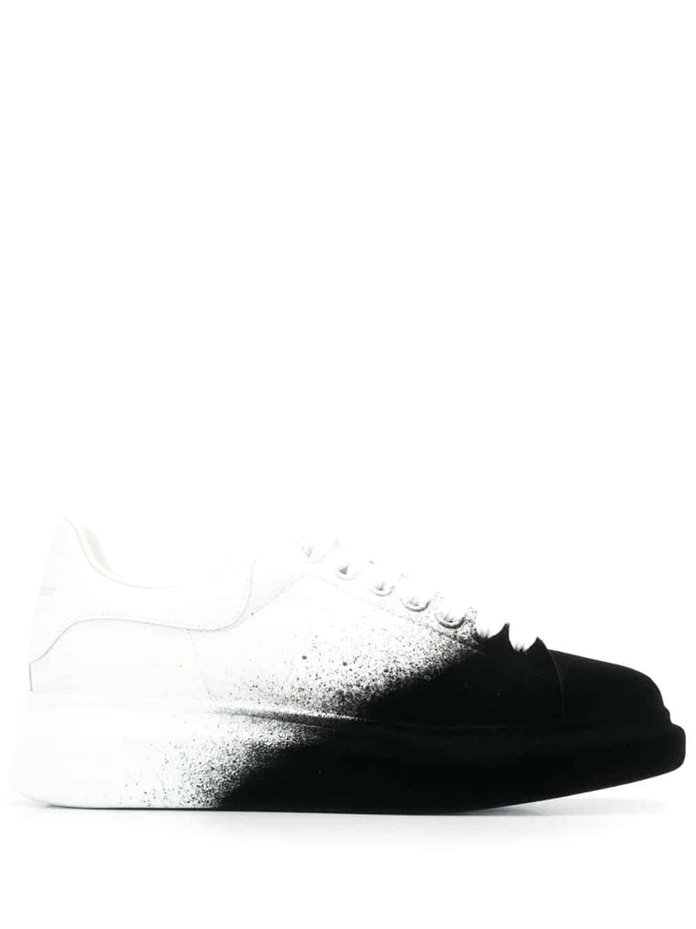spray effect lace-up sneakers