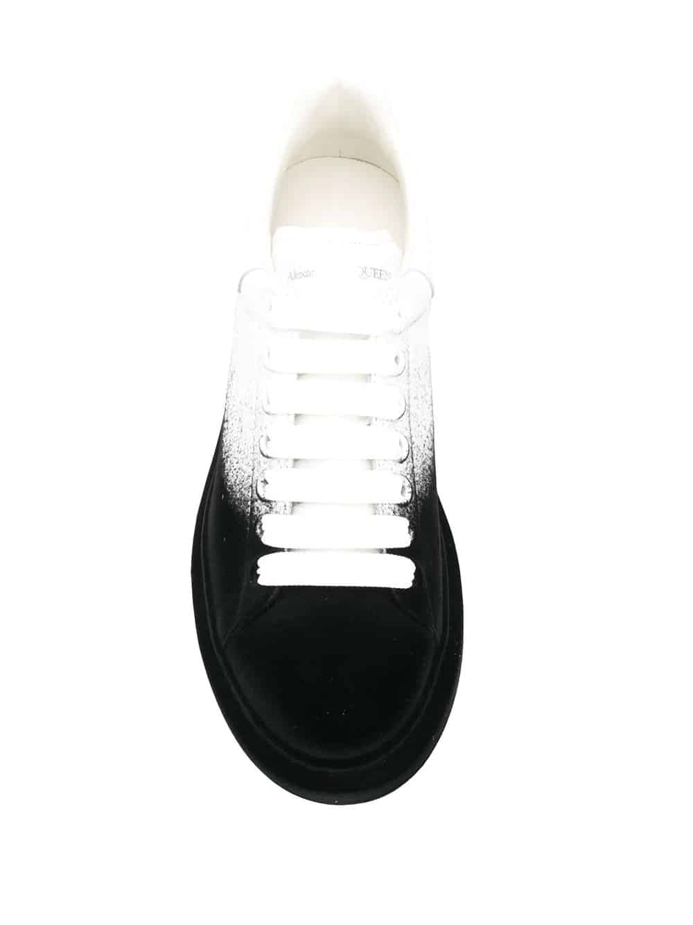 spray effect lace-up sneakers
