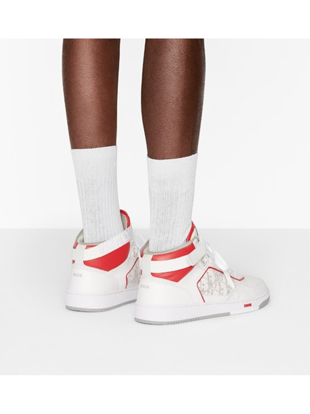 B27 HIGH-TOP SNEAKER