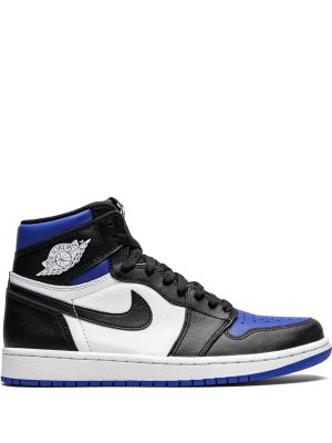 Air Jordan 1 Retro sneakers