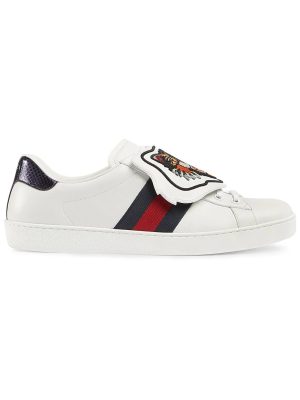 Ace sneaker with removable embroideries
